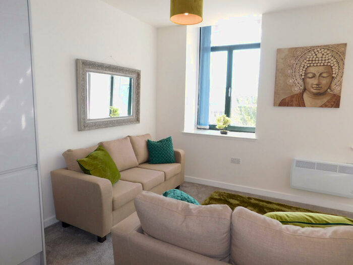 2 Bedroom Apartment To Rent In Manor Row, City Centre, Bradford, BD1