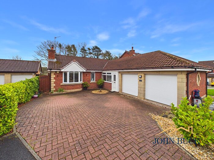 3 Bedroom Bungalow For Sale In Whittonstall, Washington, NE38