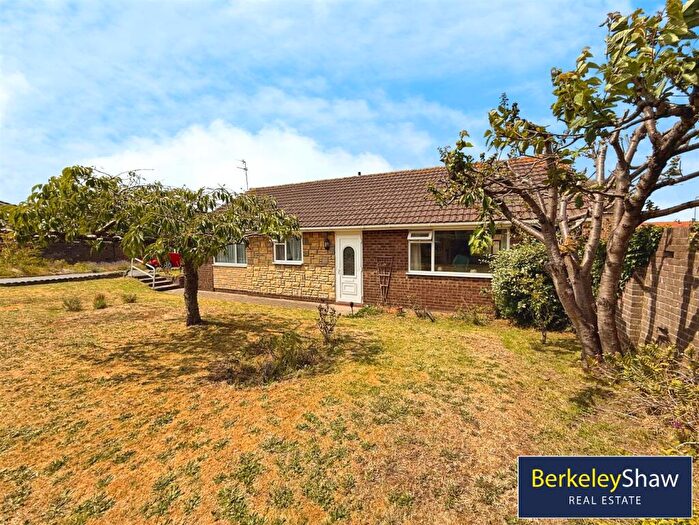3 Bedroom Detached Bungalow For Sale In Larkhill Grove, Hightown, Liverpool, L38