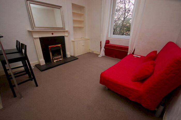 1 Bedroom Flat To Rent In Westfield Road Edinburgh United Kingdom, EH11