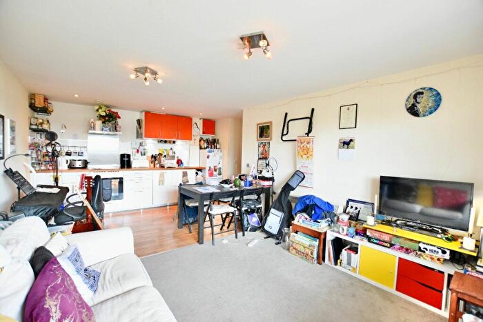 2 Bedroom Apartment To Rent In Ibex House, Stratford, E15