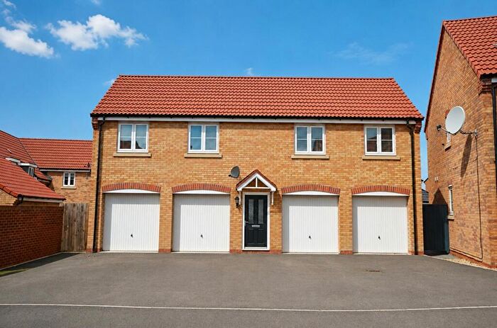 2 Bedroom Coach House To Rent In Rydal Close, Corby, NN18