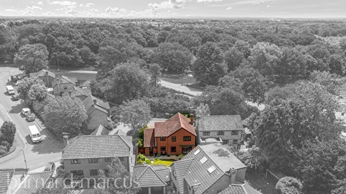 4 Bedroom Detached House For Sale In Cotland Acres, Redhill, RH1