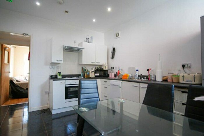 4 Bedroom Terraced House To Rent In Tiverton Road, Selly Oak, Birmingham, B29