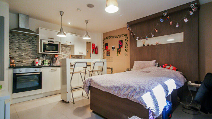 Studio To Rent In Studio Alton Road Selly Oak, Birmingham, B29