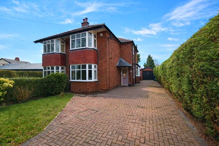 3 Bedroom Semi Detached House For Sale In Birchwood Avenue, Hutton, Preston, Lancashire, PR4