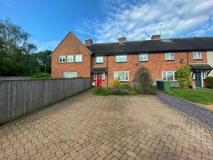 3 Bedroom Terraced House To Rent In Coughton Lane, Coughton, B49