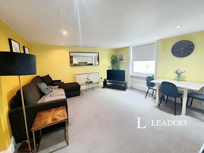 1 Bedroom Flat To Rent In Bartholomews, Brighton, East Sussex, BN1