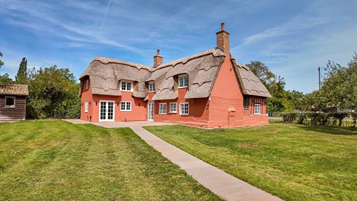 4 Bedroom Detached House For Sale In Abbots Ripton, Huntingdon, Cambridgeshire., PE28