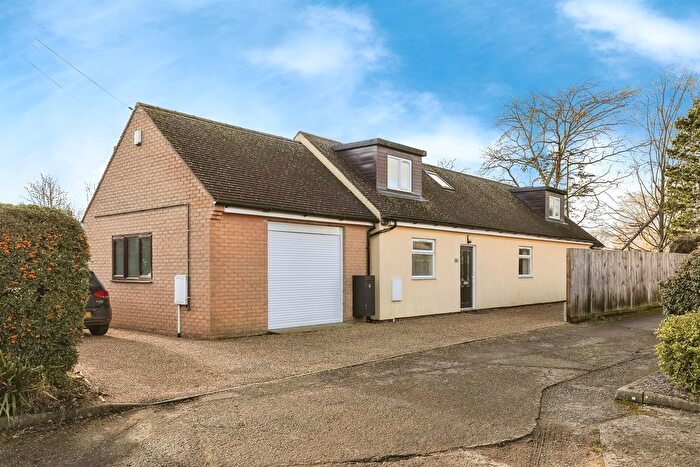 3 Bedroom Bungalow For Sale In Redebourn Lane, Ramsey, Huntingdon, PE26