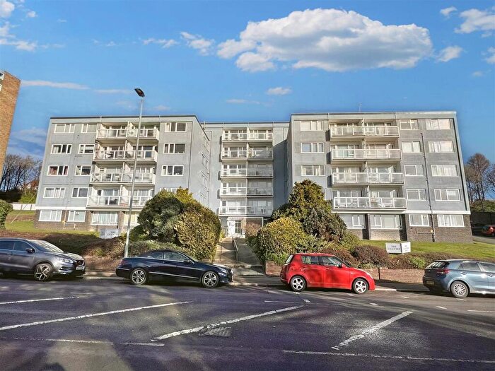 1 Bedroom Flat For Sale In Upperton Road, Eastbourne, BN21