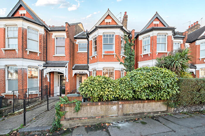 3 Bedroom Character Property For Sale In Alexandra Park Road, London, N10