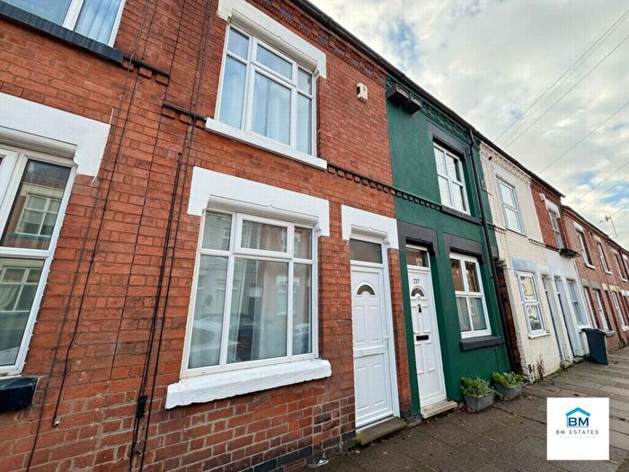 2 Bedroom Terraced House To Rent In Avenue Road Extension, Leicester, LE2