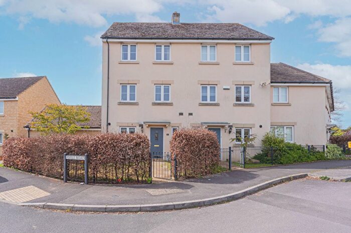 3 Bedroom Town House For Sale In Poole Road, Malmesbury, SN16