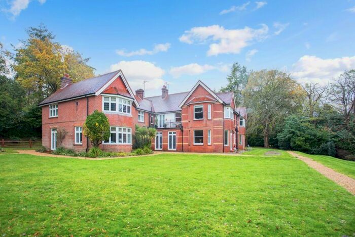 2 Bedroom Flat To Rent In Warrs Hill Road North Chailey, BN8