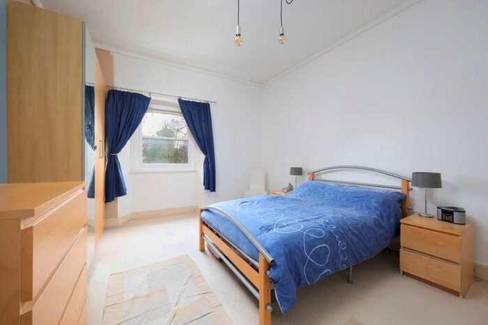 2 Bedroom Apartment For Sale In Tyndalls Park Road | Clifton, BS8