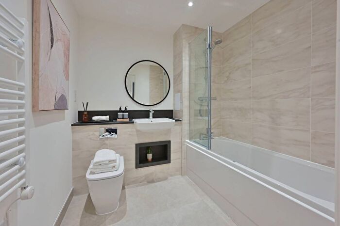 1 Bedroom Flat For Sale In Eastman Village, Harrow, HA1