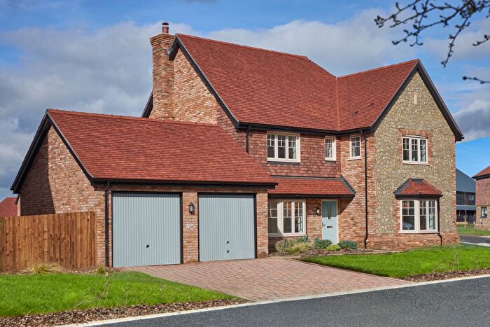 5 Bedroom Detached House For Sale In Hermitage Lane, Maidstone, ME16