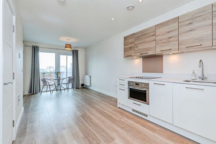 1 Bedroom Flat For Sale In Pegasus Way, Gillingham, ME7