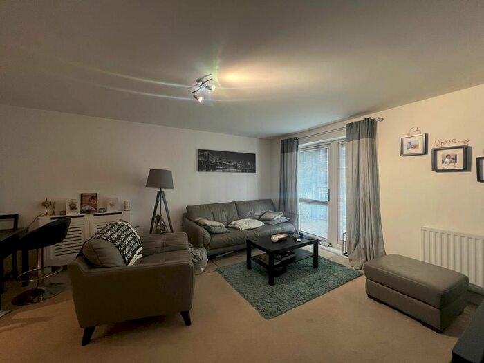 1 Bedroom Flat To Rent In The Ridgeway, London, E4