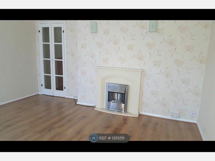 3 Bedroom Terraced House To Rent In Elm Park Avenue, Hornchurch, RM12