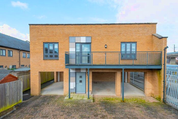1 Bedroom Flat To Rent In Samuel Peto Way, Ashford, TN24