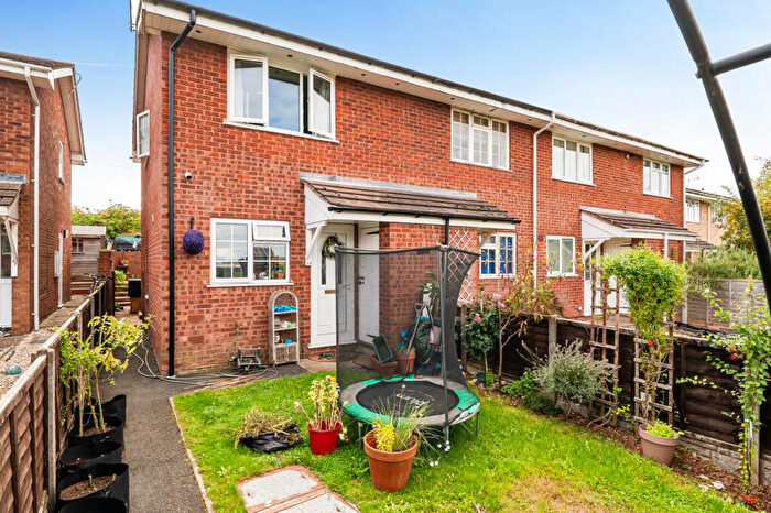 2 Bedroom End Of Terrace House For Sale In Blanchard Close, Leominster, Herefordshire, HR6