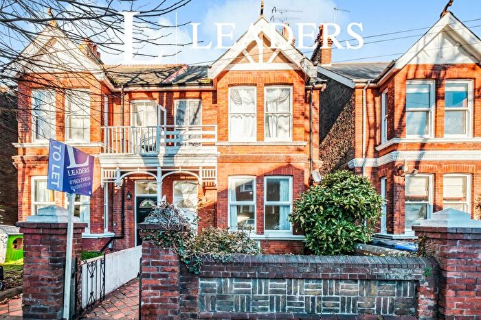 2 Bedroom Apartment To Rent In Browning Road, Worthing, BN11