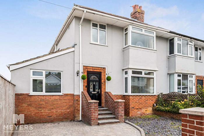 4 Bedroom Semi Detached House For Sale In Hillside Road, Poole, BH12