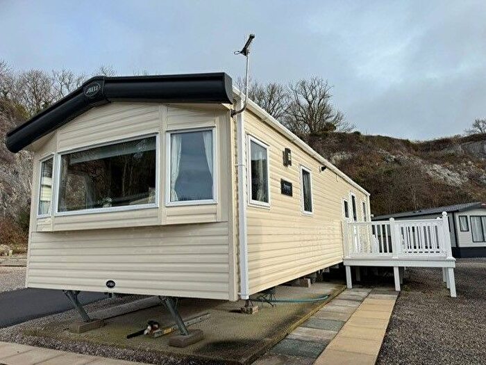2 Bedroom Mobile/park Home For Sale In Silverdale Road, Warton, Carnforth, LA5