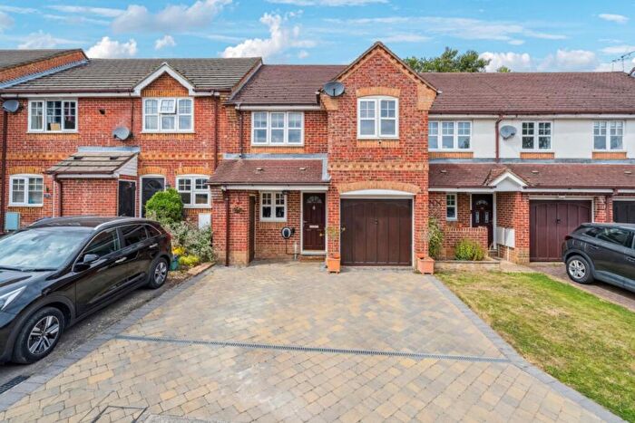 3 Bedroom Terraced House For Sale In Saunderton Vale, Saunderton, HP14