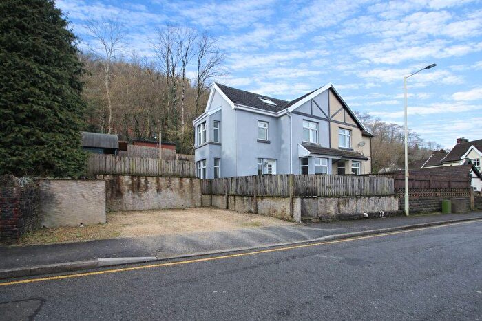 5 Bedroom Semi-Detached House For Sale In Llantwit Road, Treforest, Pontypridd, CF37