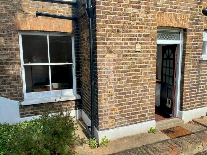 1 Bedroom Flat To Rent In Ranelagh Road, London, W5