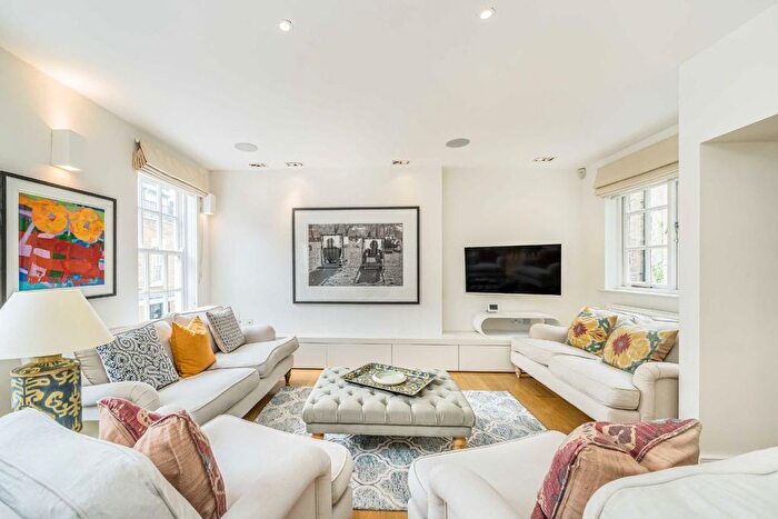 3 Bedroom Property To Rent In Kensington Park Mews, London, W11