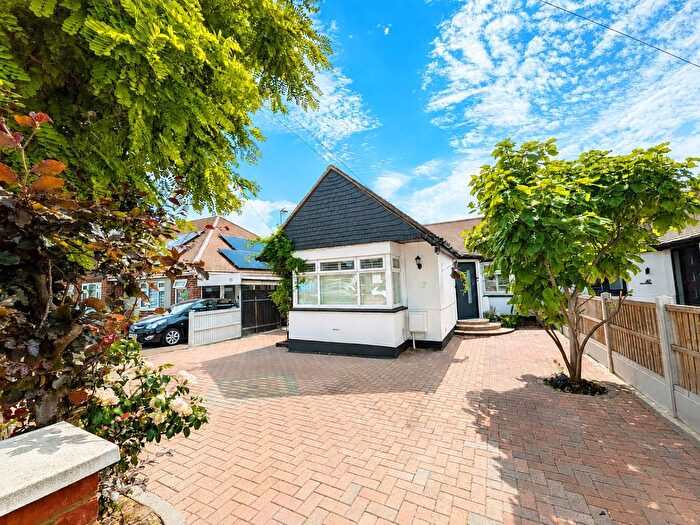 2 Bedroom Semi-Detached Bungalow For Sale In Burlington Gardens, Hadleigh, Essex, SS7