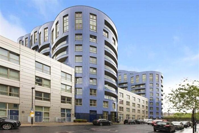 1 Bedroom Flat To Rent In Queensland Road, Holloway, London, N7