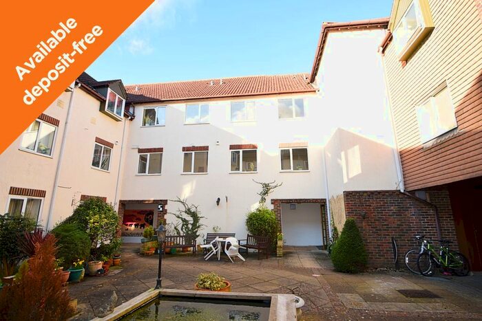 1 Bedroom Flat To Rent In Fair Oak Road, Fair Oak, Eastleigh, SO50