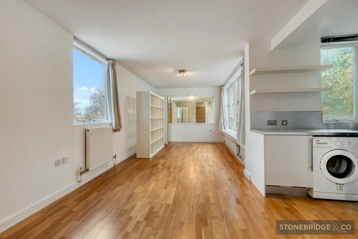 1 Bedroom Studio To Rent In Avenue Road, London, N6