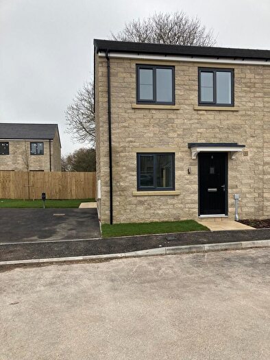 2 Bedroom Semi Detached House To Rent In Weavers View, Silsden, Keighley, BD20