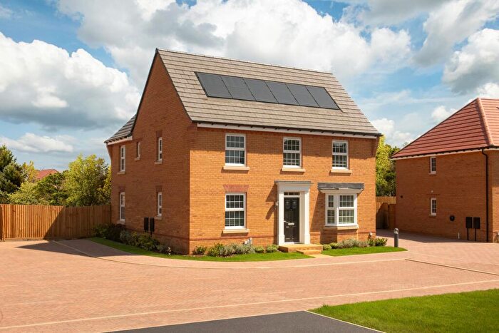 4 Bedroom Detached House For Sale In Stratford Drive Overstone, NN6