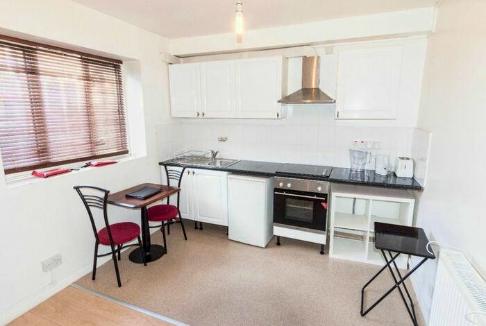 1 Bedroom Flat To Rent In Islington, London, Islington, London, N7