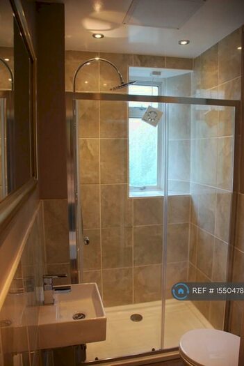 4 Bedroom Flat To Rent In Surrey Road, Bournemouth, BH4
