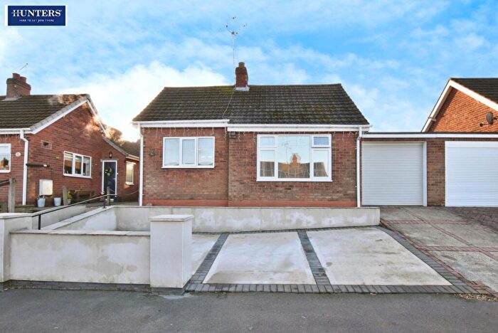 3 Bedroom Semi-Detached Bungalow For Sale In Middleton Road, Scunthorpe, DN16