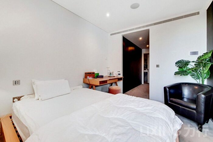 1 Bedroom Flat To Rent In Strand, WC2R