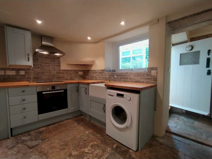 2 Bedroom House To Rent In High Street, Nunney, Frome, BA11