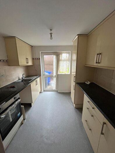 2 Bedroom Maisonette To Rent In Shakespeare Road, Burton-on-Trent, DE14