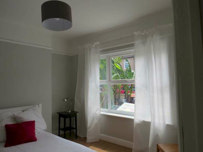 3 Bedroom Terraced House To Rent In Glenfarg Road, London SE6