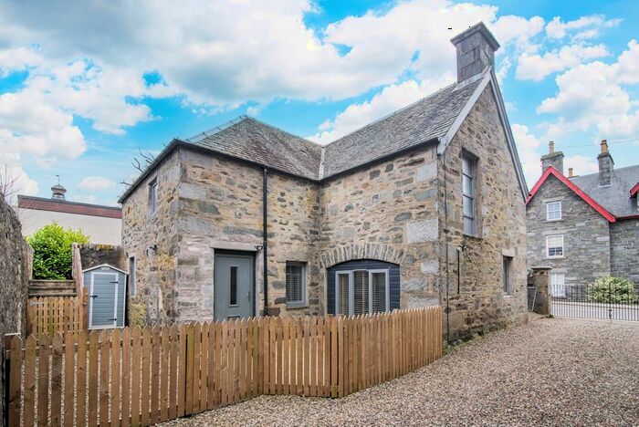 3 Bedroom Detached House For Sale In Crieff Road, Aberfeldy, PH15