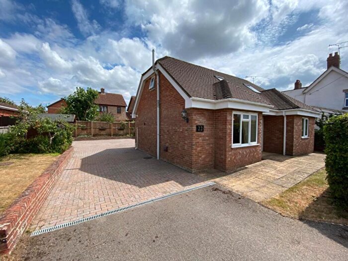 3 Bedroom Detached House For Sale In Woodrow Road, Melksham, SN12