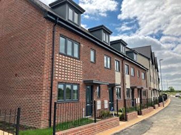 4 Bedroom Property To Rent In Barrosa Way, Whitehouse, Milton Keynes, MK8